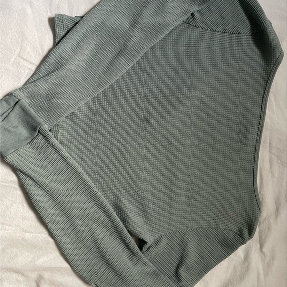 Tna olive waffle scoop neck notch cropped long sleeve - Picture 5 of 5